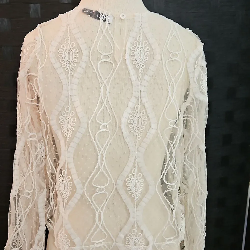 Zara Cream Lace Long Sleeve Cropped Whimsigoth Top Size Small